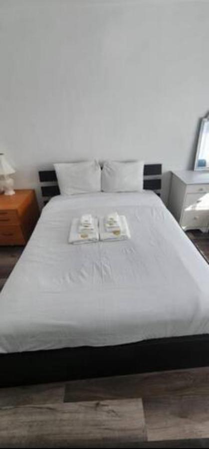 Affordable Private Rooms With Shared Bath Kitchen Near Sfo Daly City Exteriör bild