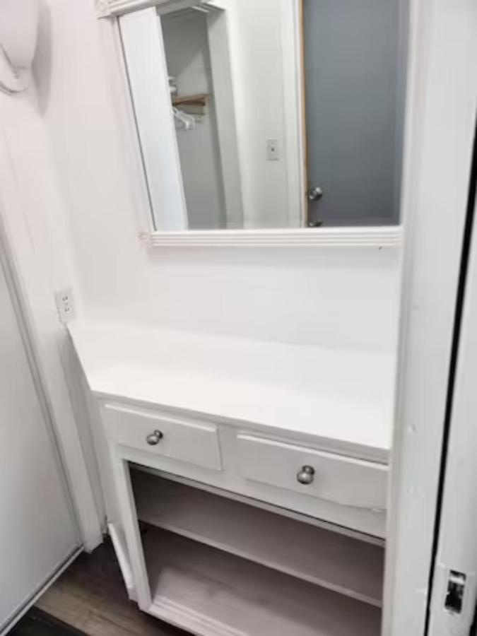 Affordable Private Rooms With Shared Bath Kitchen Near Sfo Daly City Exteriör bild